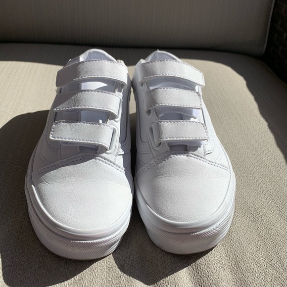 vans white leather velcro